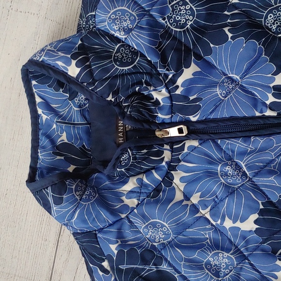 HANNAH FLORAL QUILTED VEST LARGE - Picture 2 of 6